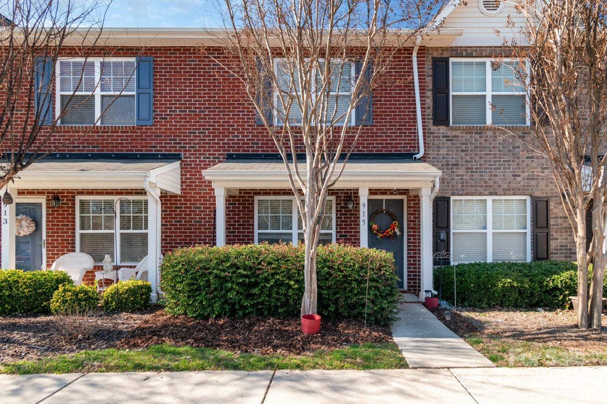 915 Tj Drive