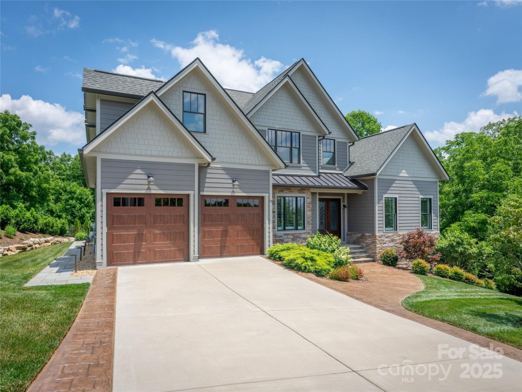 41 Lake Vista Drive