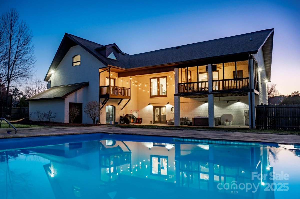 241 Spring Run Drive