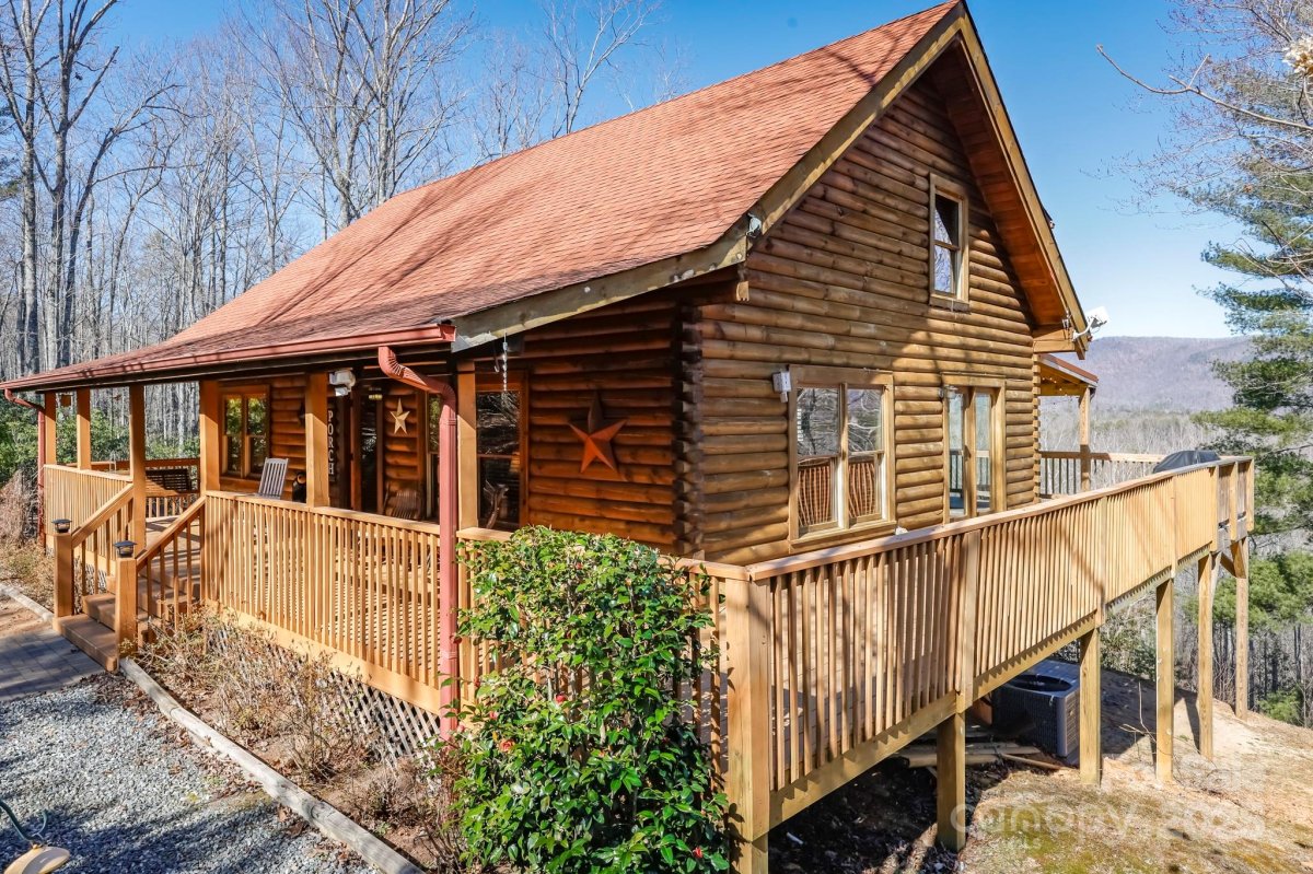 227 Sweetbriar Road