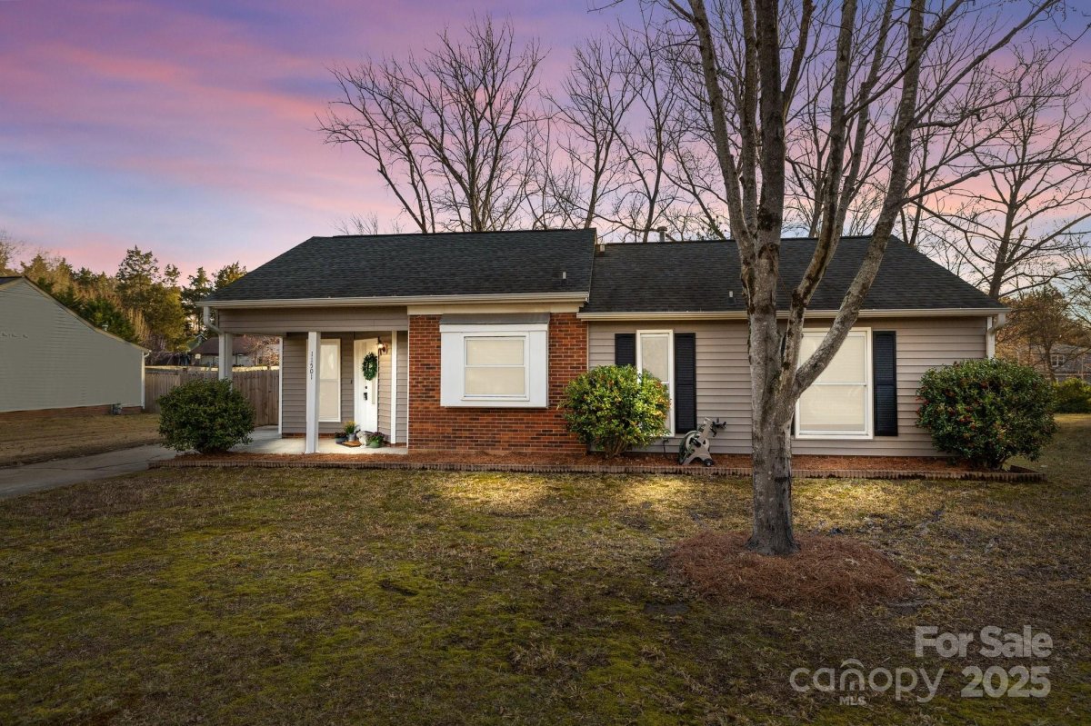 11501 Candlelight Court