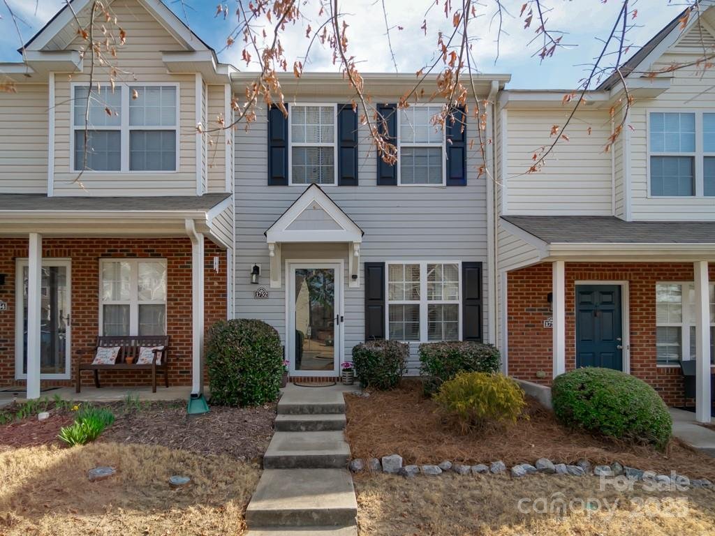 1752 Hidden Creek Drive