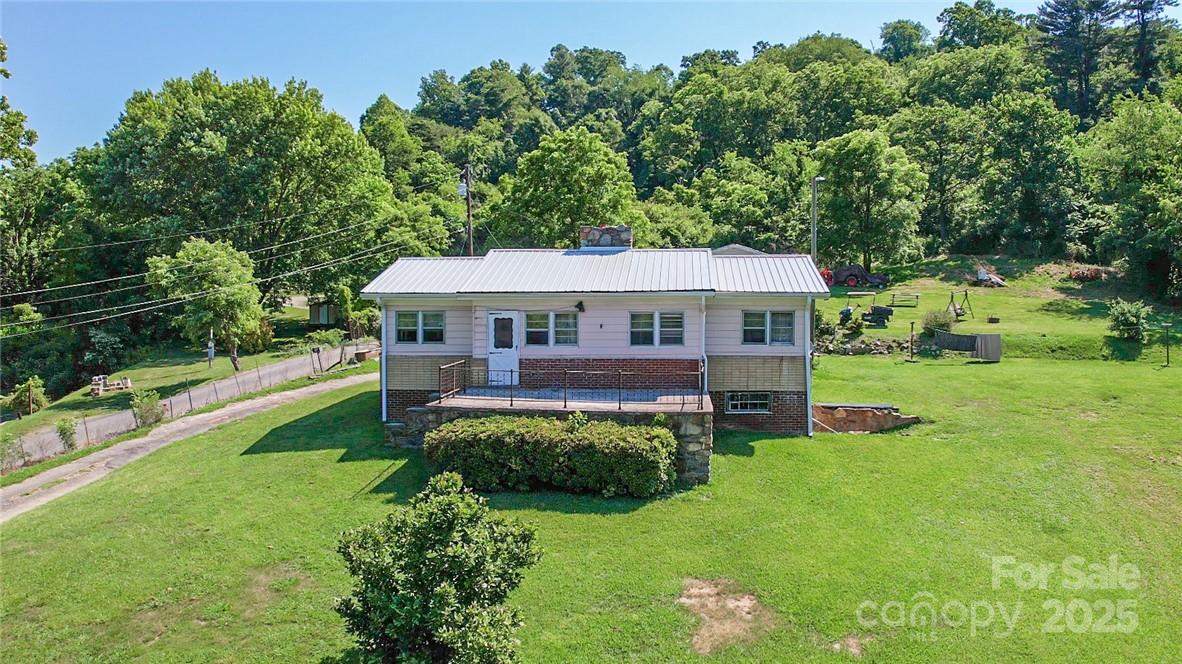 415 Weaverville Road