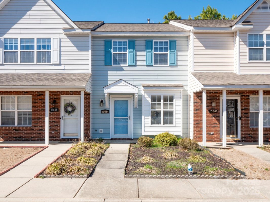 13684 Meade Glen Court