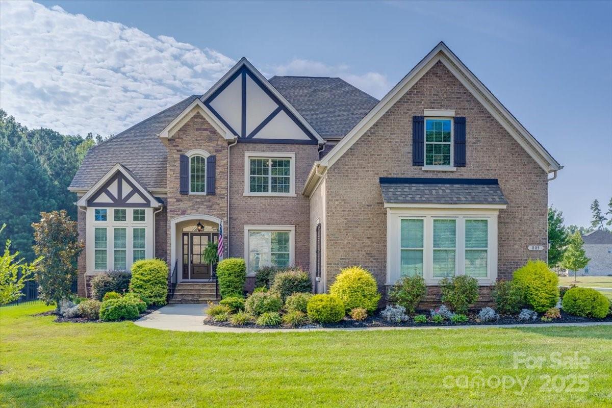 805 Hidden Pond Lane