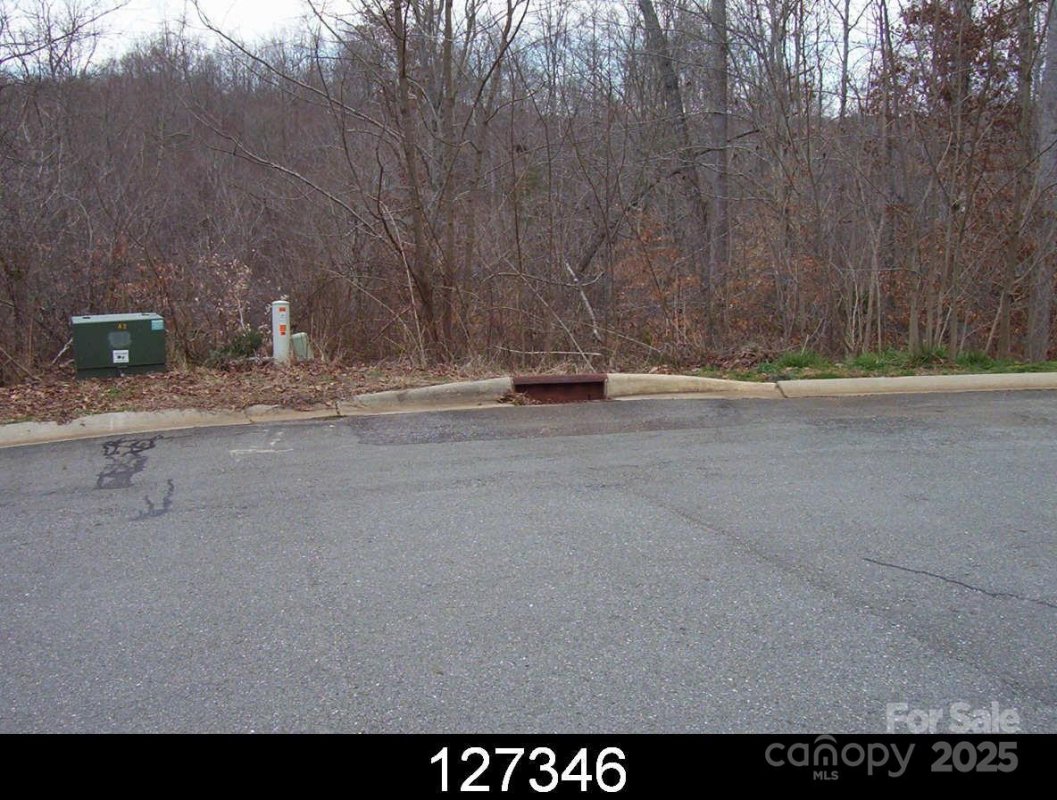 812 Ashley Court