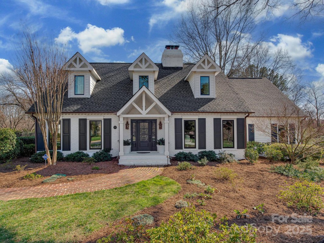 2326 Lathrop Lane