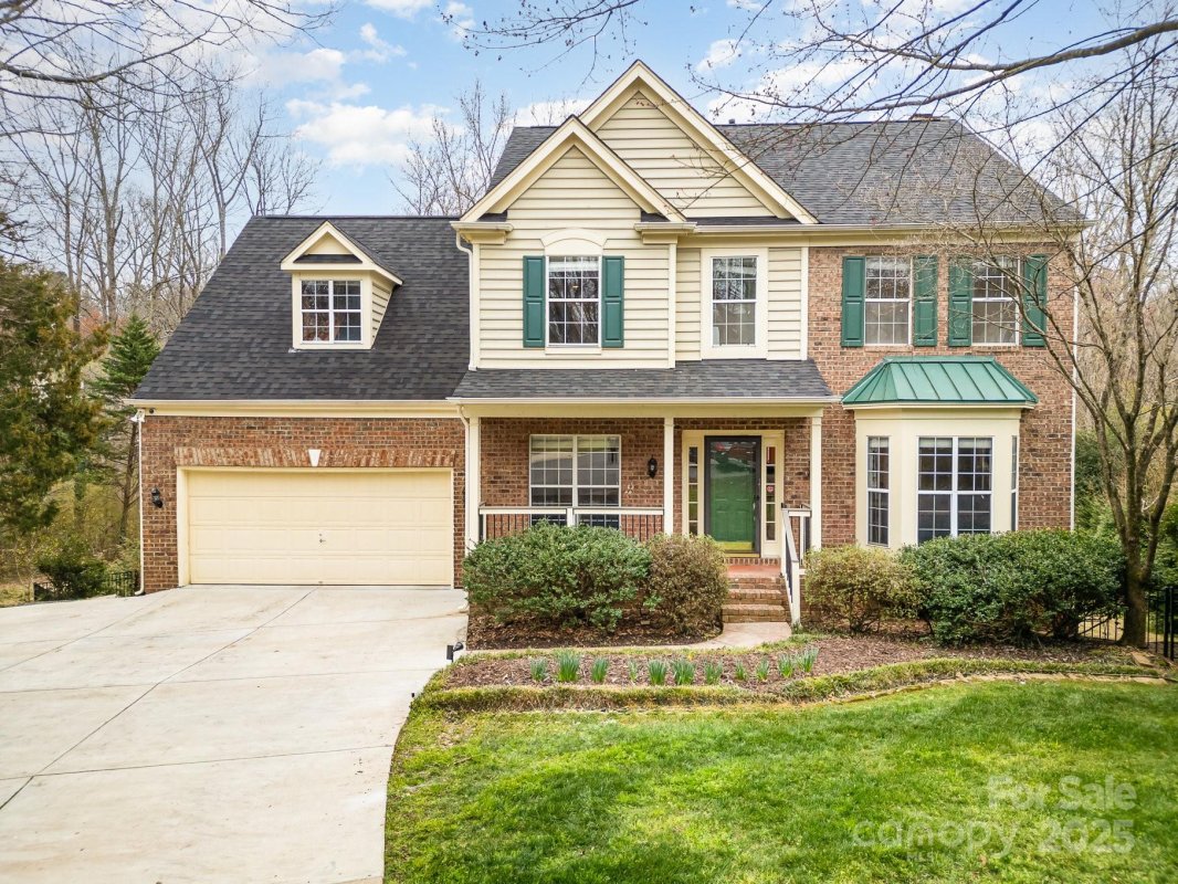 122 Lyman Oak Court
