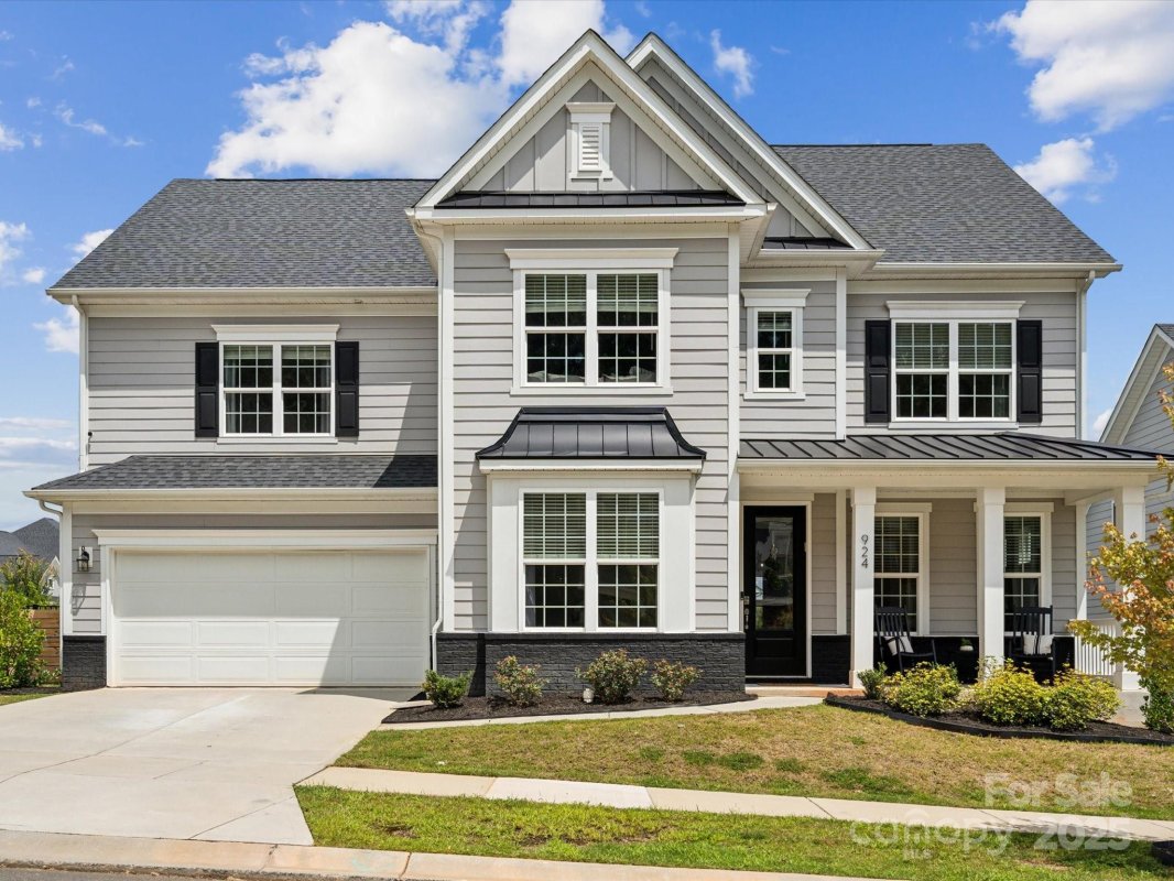 924 Stebbins Drive