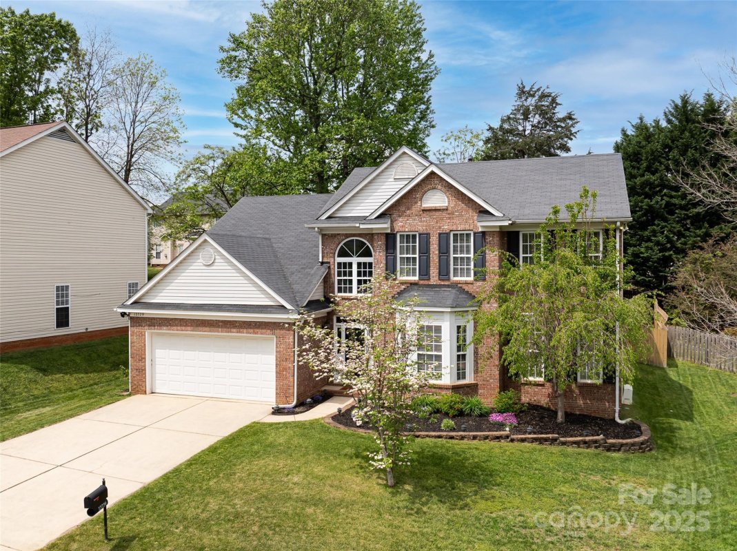 12729 Mcginnis Lane