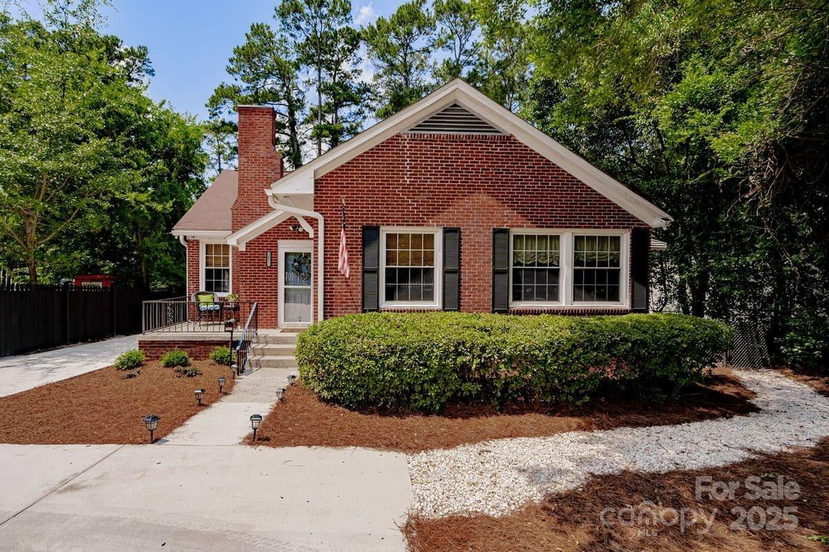 3031 Forest Drive