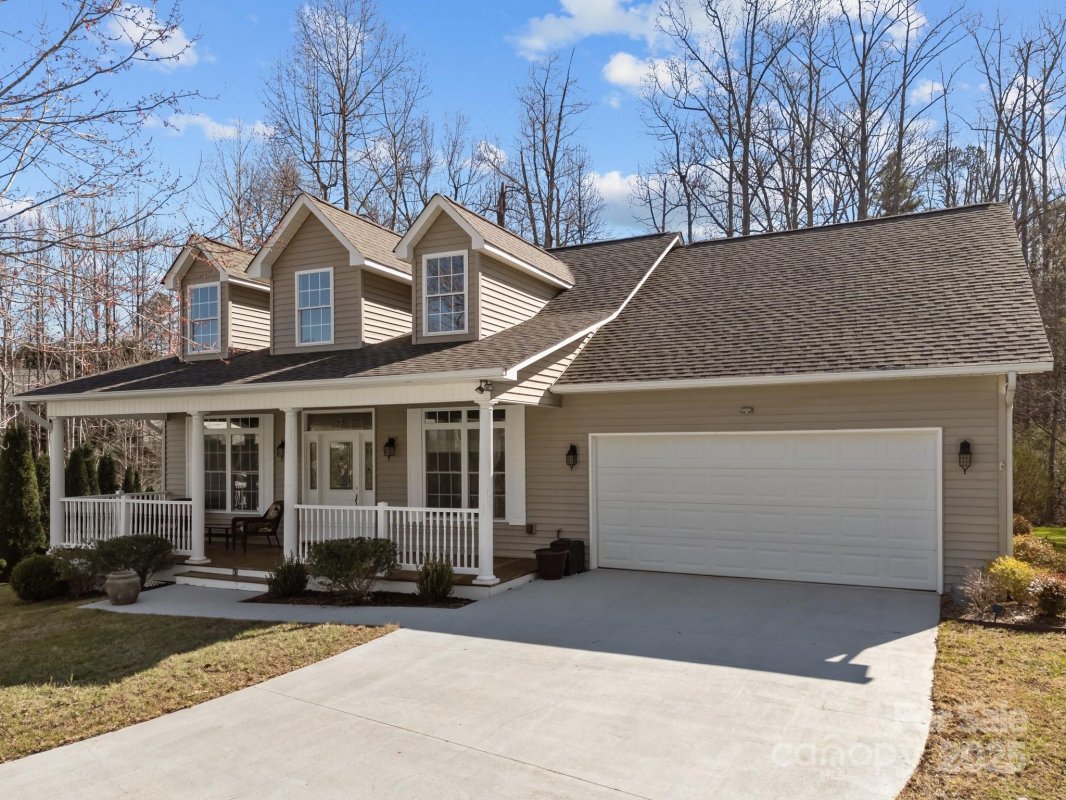 43 Golden Pond Way