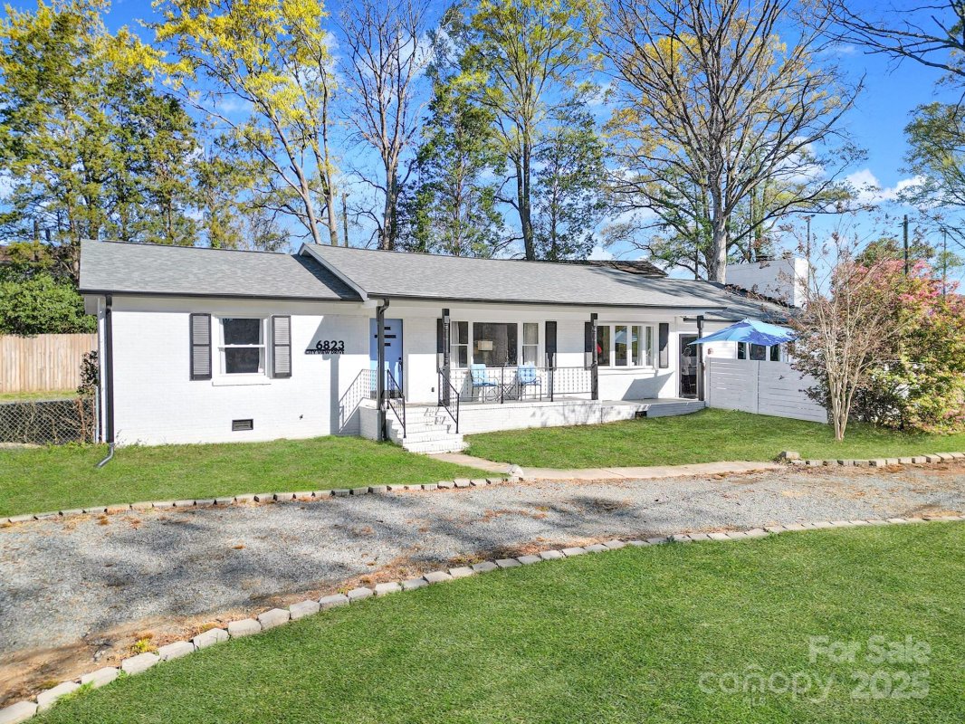 6823 City View Drive