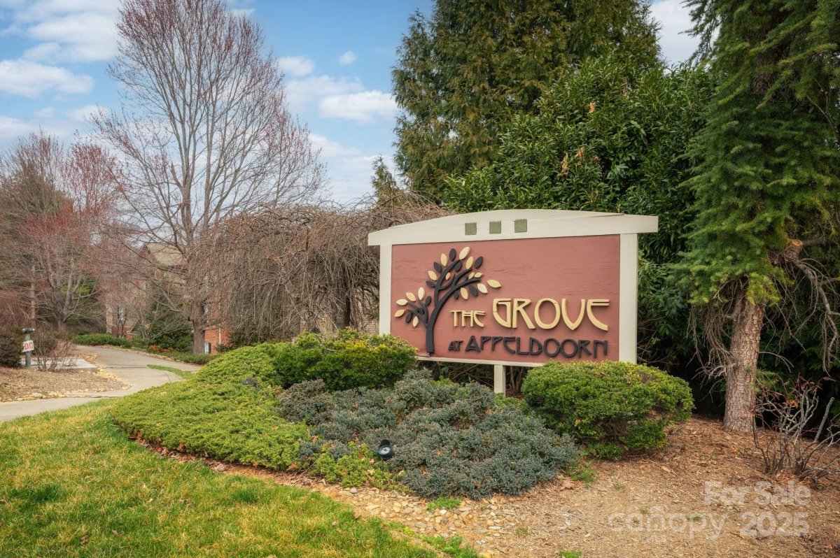 637 Appeldoorn Circle