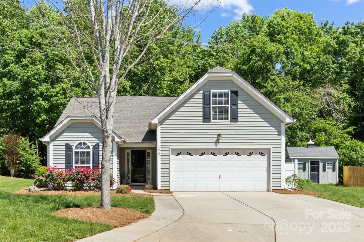 4323 Wiregrass Road