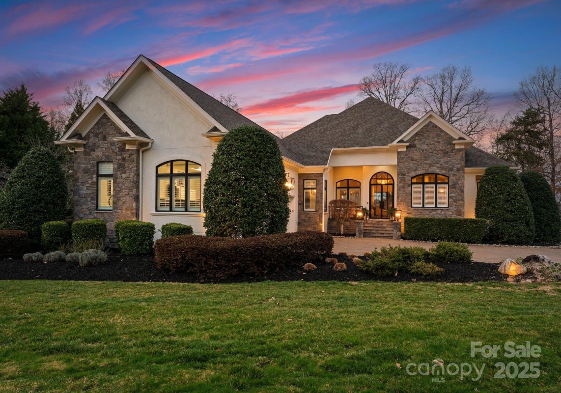 147 Shelburne Place