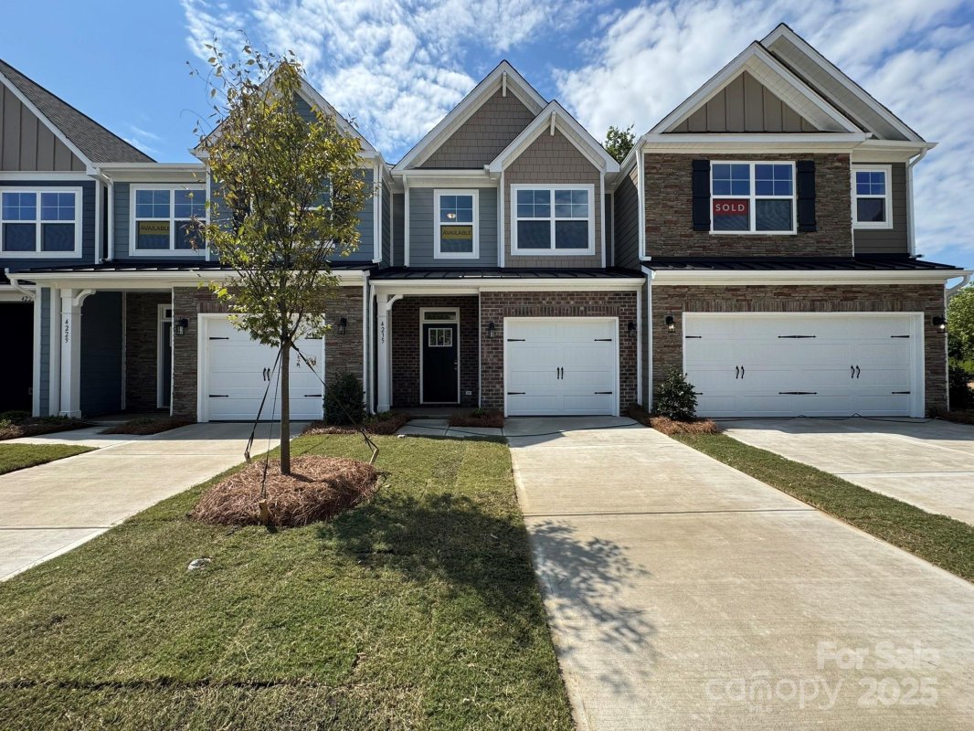 4235 Black Court