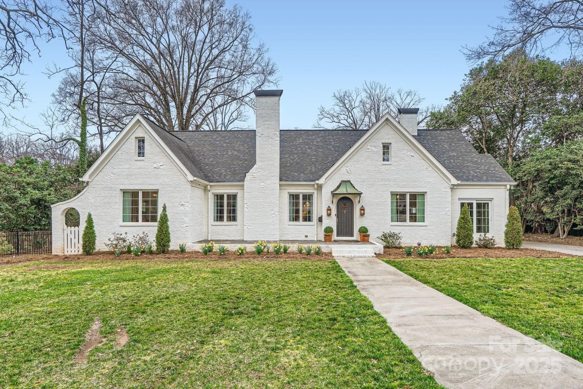 2034 Sharon Lane