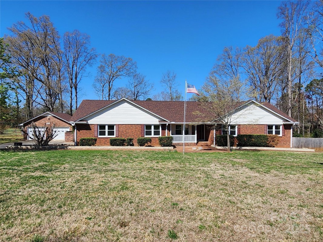 1301 Huckleberry Drive