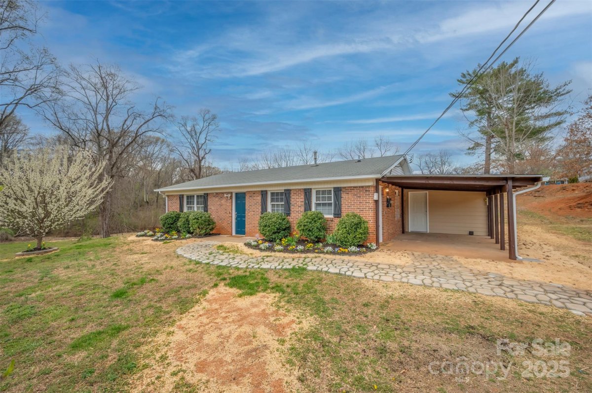 198 Greenfield Drive