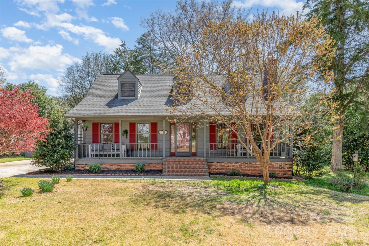 944 Normandy Way