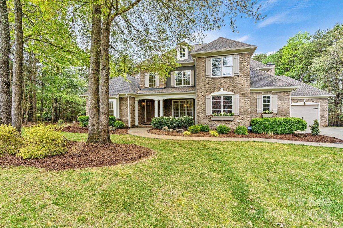 107 Bare Foot Lane