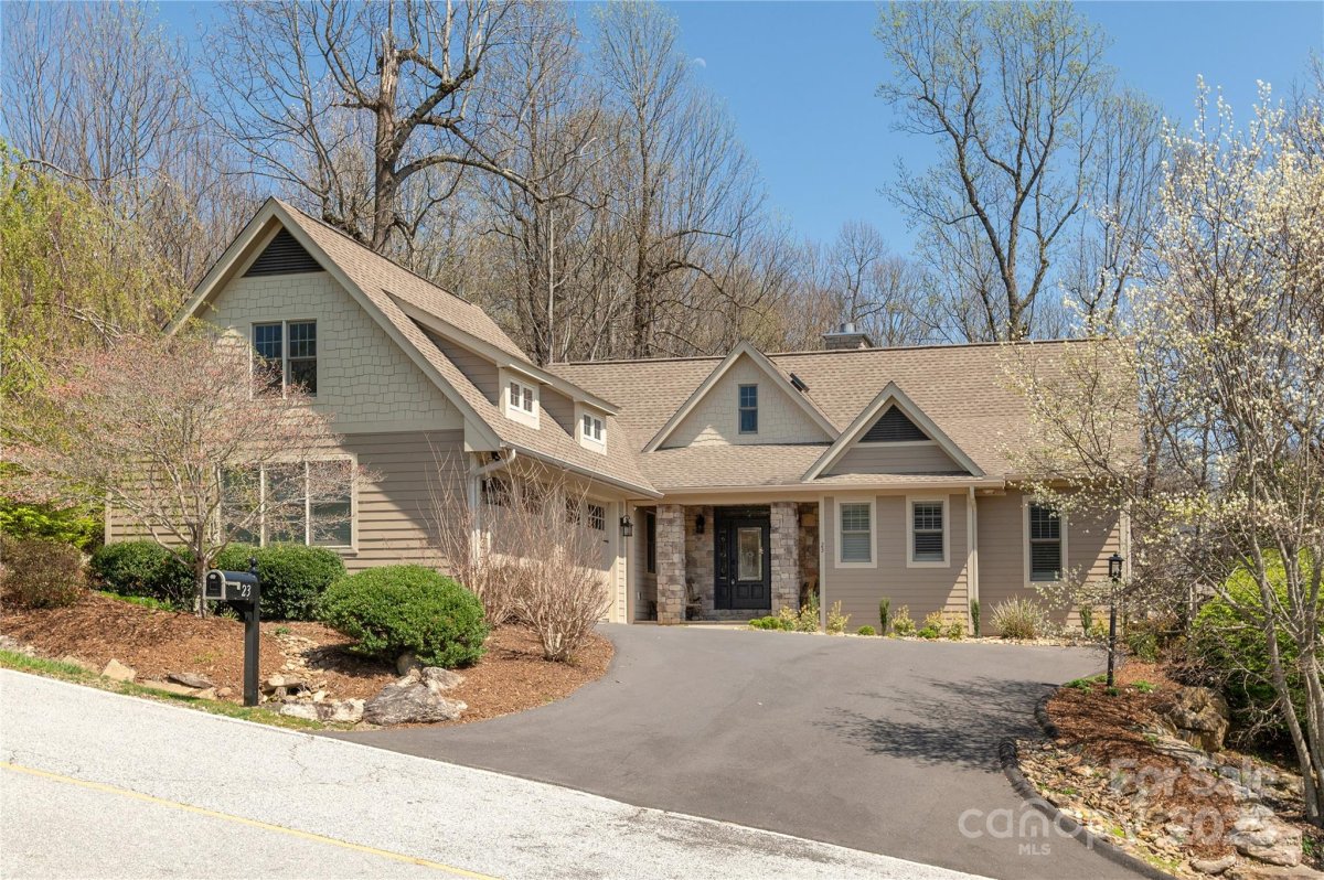 23 Dartmoor Court