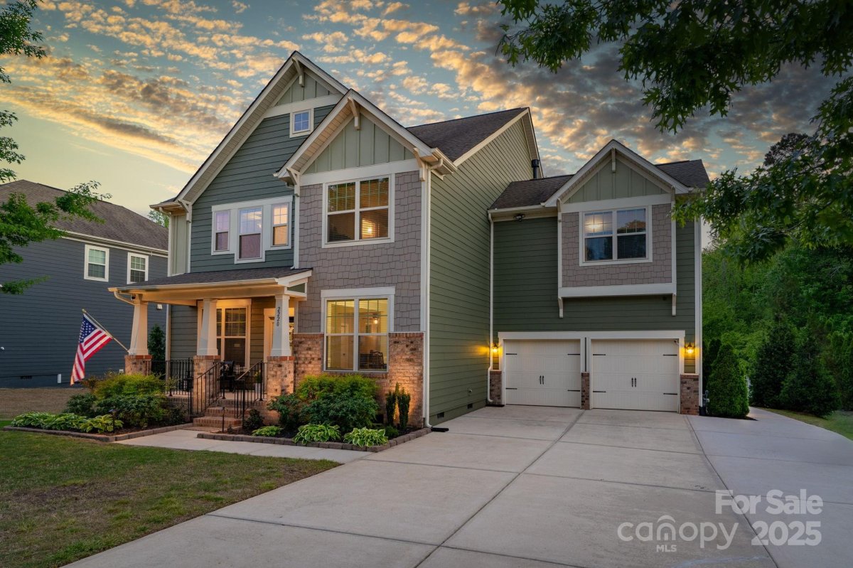 2220 Gallberry Lane