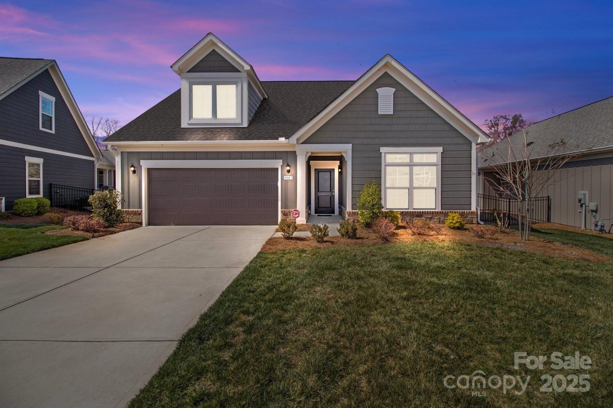 9087 Treetop Way