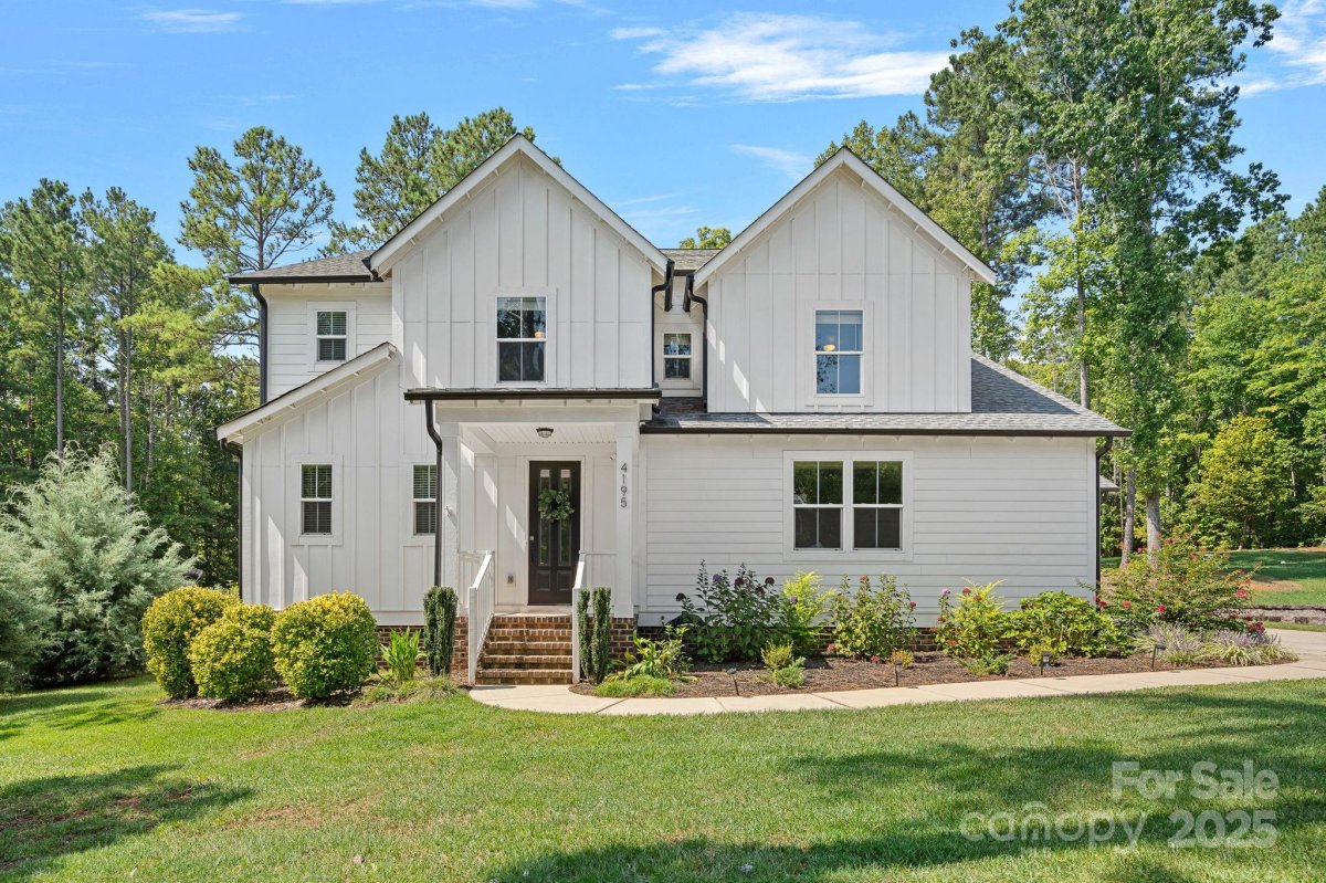 4195 Island Fox Lane