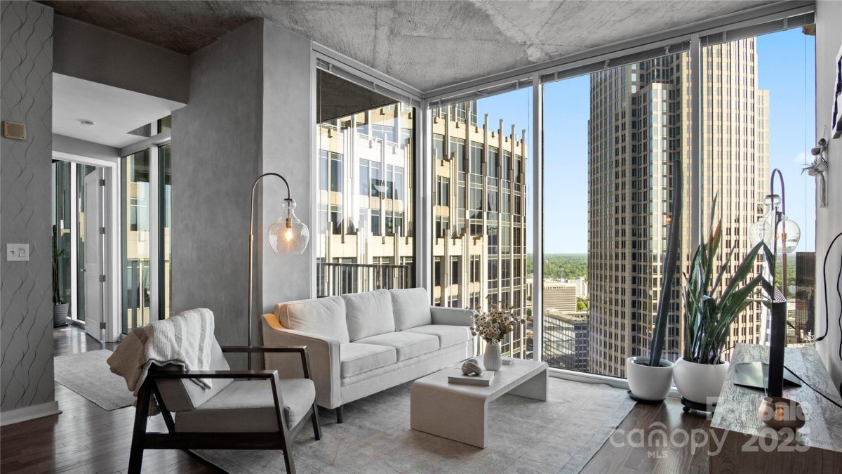 210 N Church Street 3507
