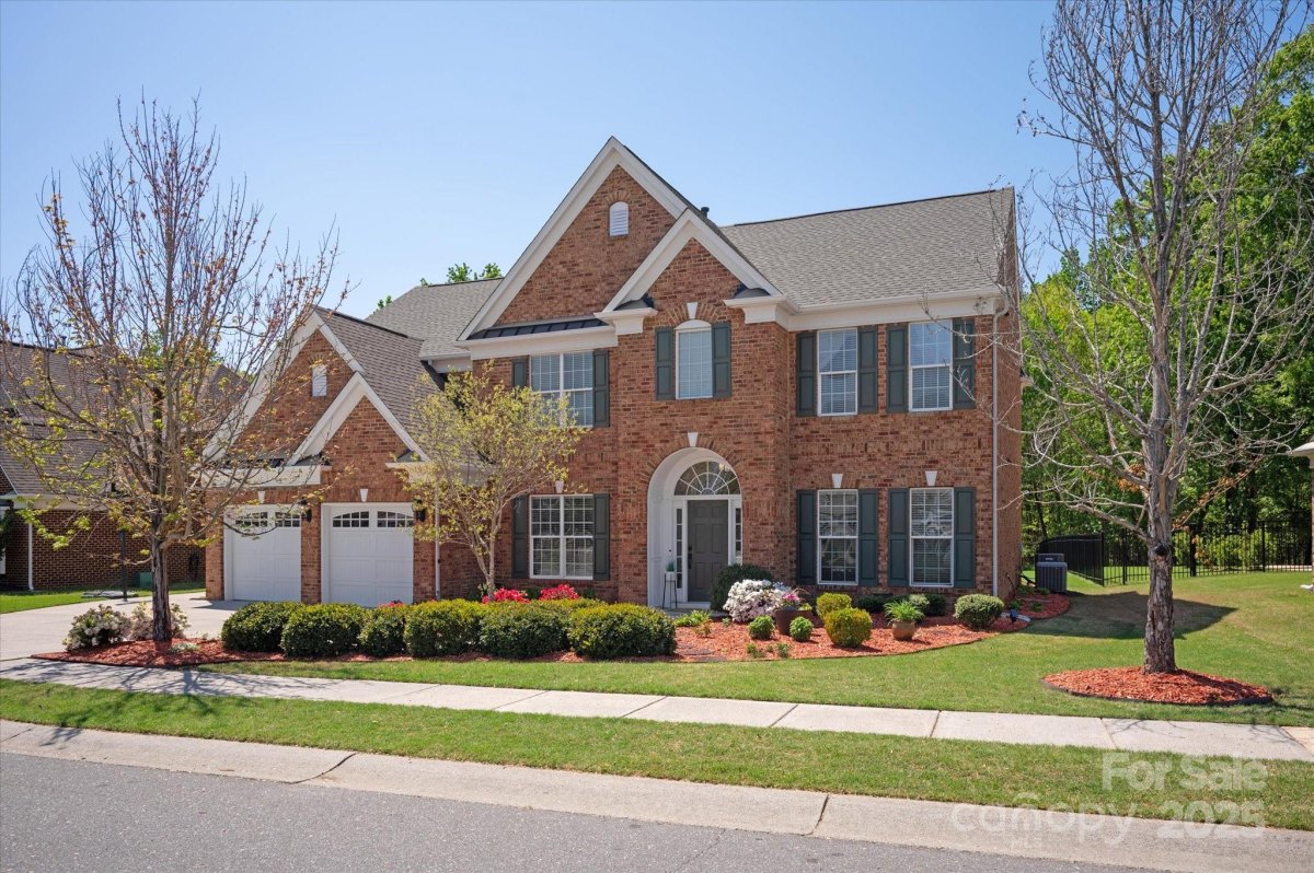 10104 Silverling Drive