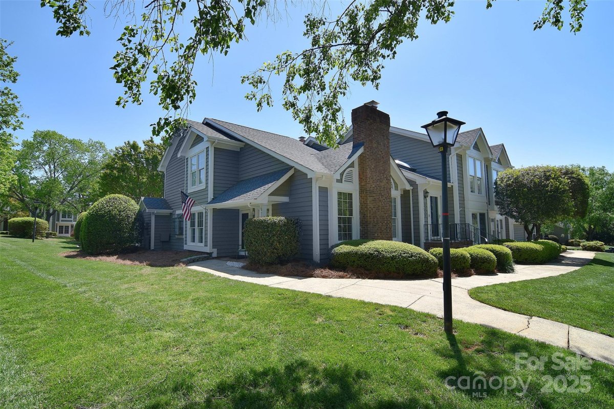 8257 Legare Court