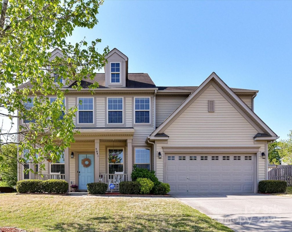 3041 Hawick Lane