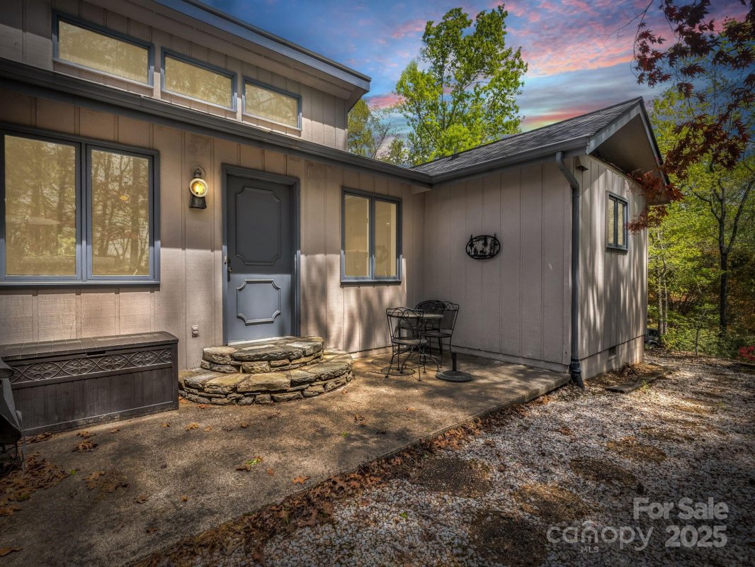 165 Fern Loop