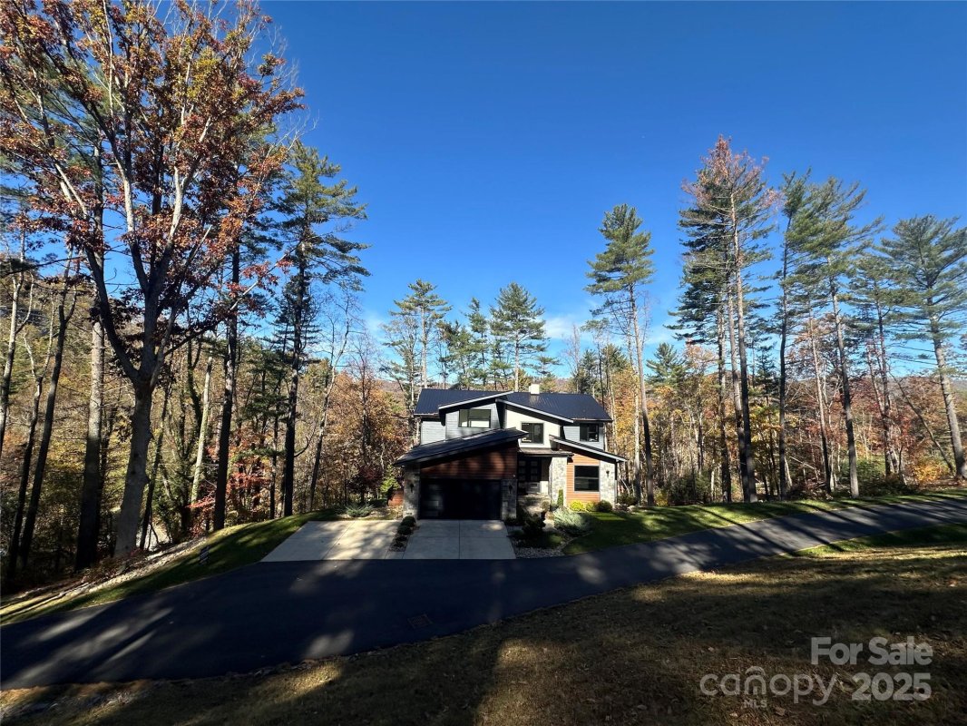42 Spring Cove Road