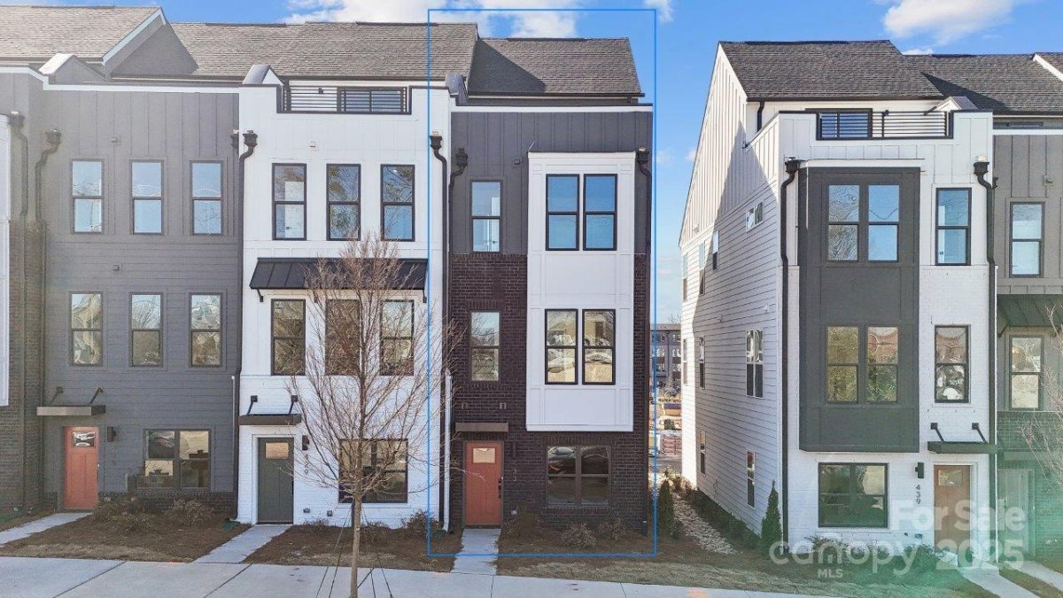 433 Blairhill Road 08