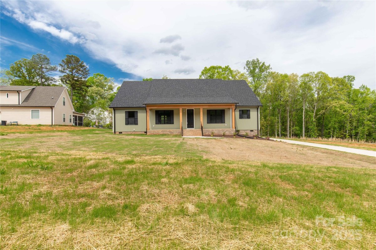 2212 University Drive
