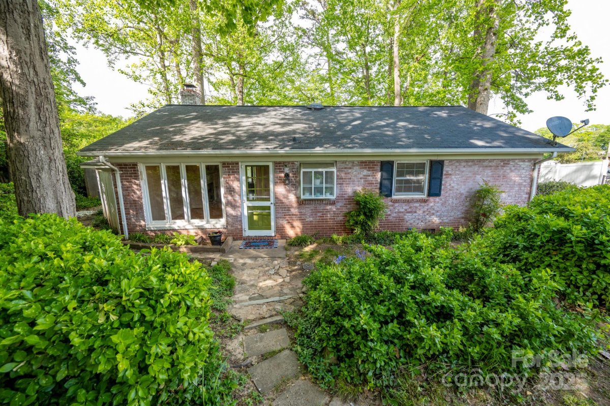 7851 Green Cove Court