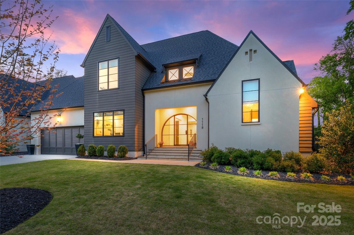 1118 Jefferson Drive