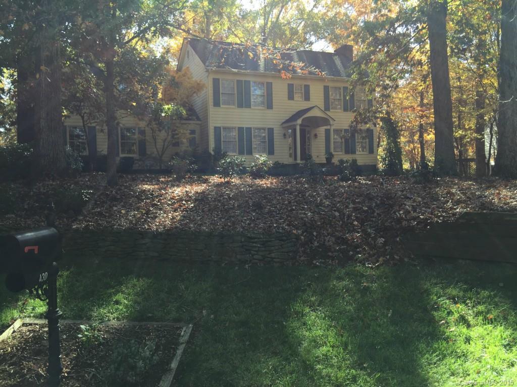 430 Sabot Lane