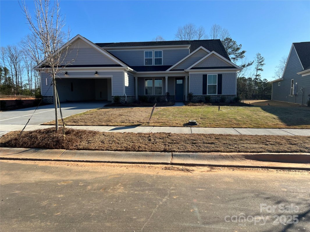 1009 Paddlers Way