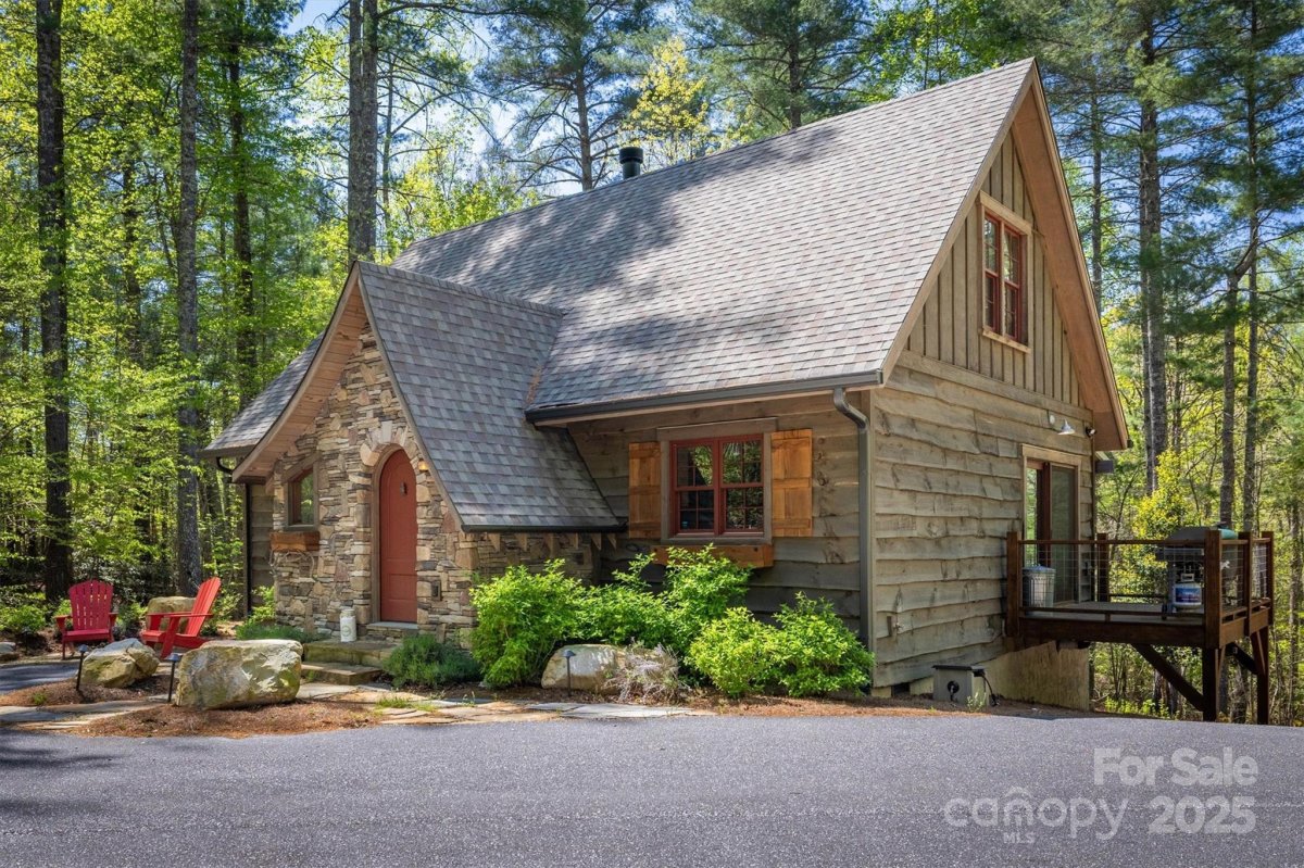 1400 Yellow Fork Trail