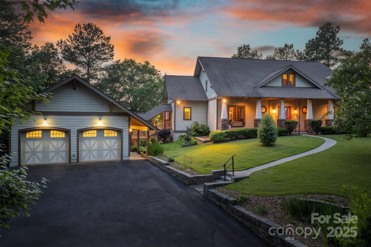 2071 Starboard Lane