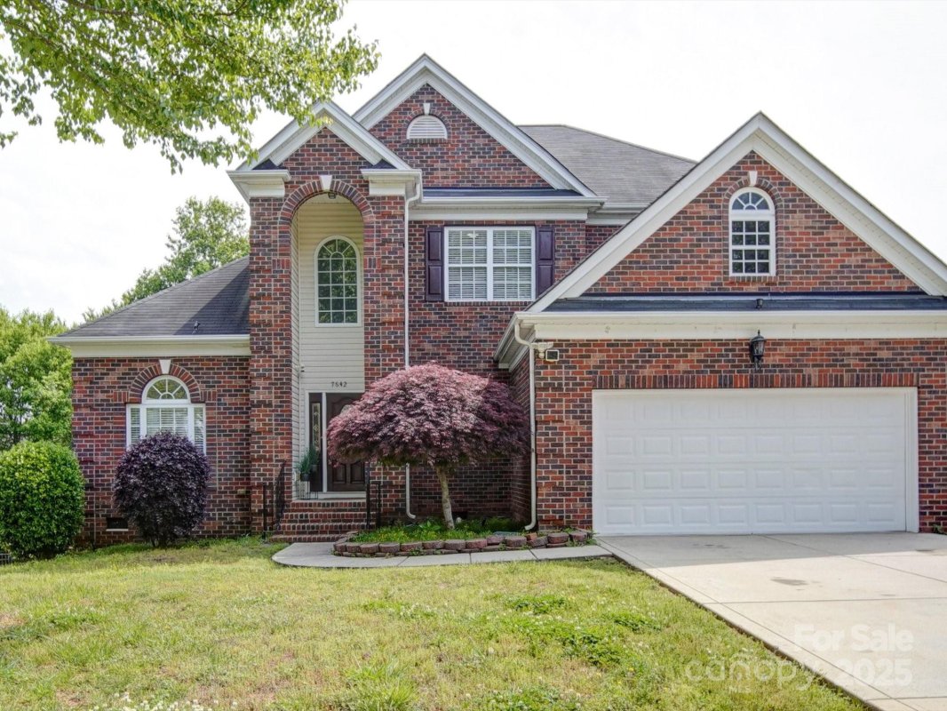 7642 Horseshoe Creek Drive