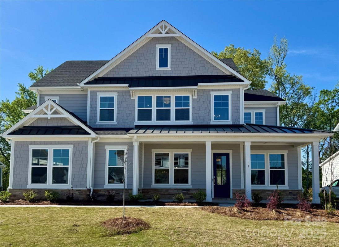 1118 Sanderling Place