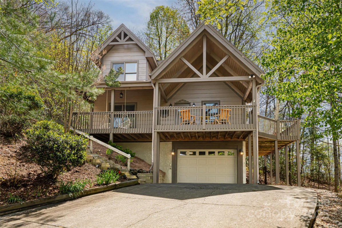 837 Peregrine Drive