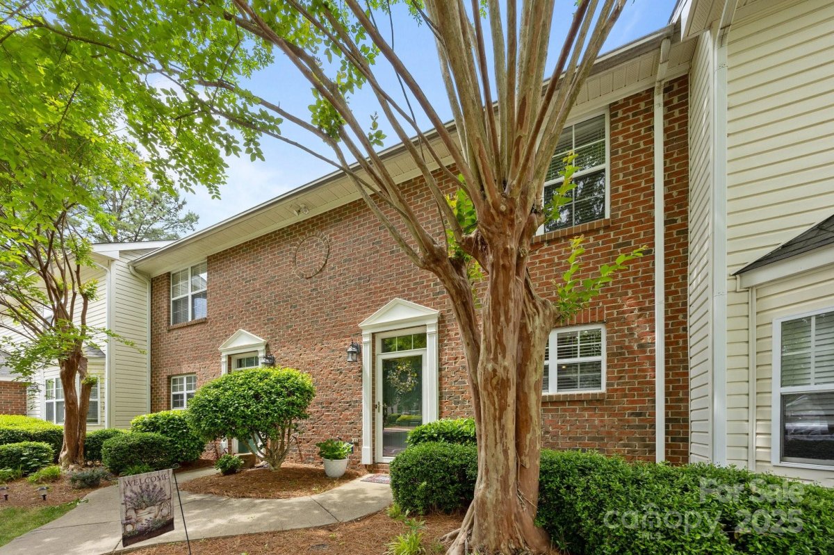 3736 Melrose Cottage Drive