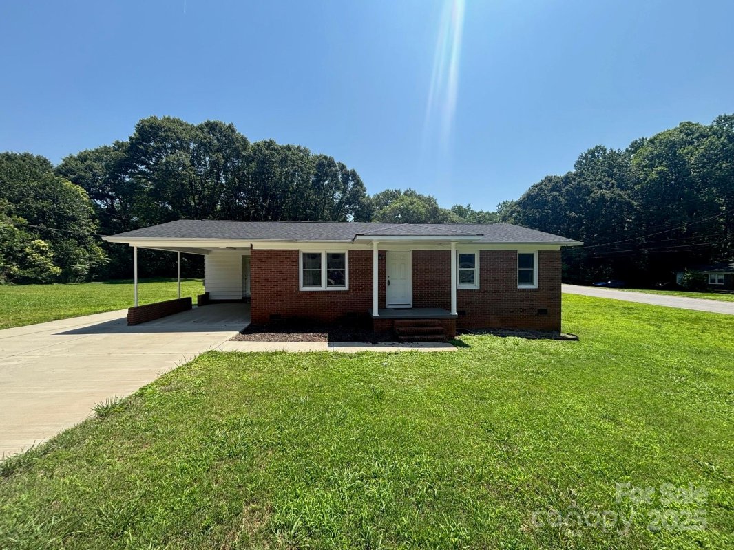 907 Mcgowan Road