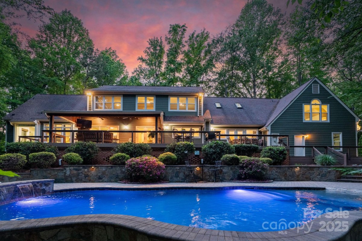 8400 Prince Valiant Drive